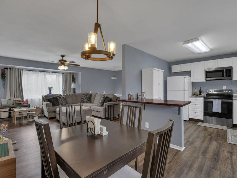 5667 Roche Drive, Columbus, OH 43229 Photo 13