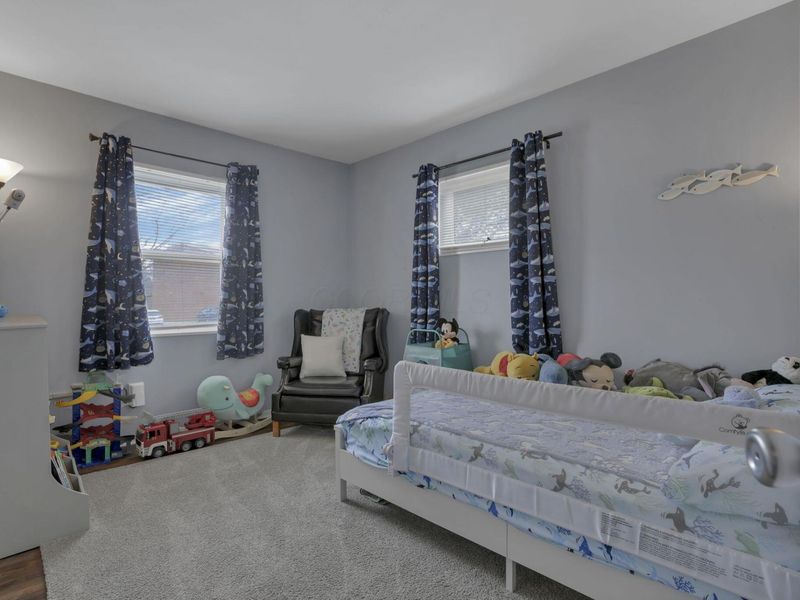 5667 Roche Drive, Columbus, OH 43229 Photo 20