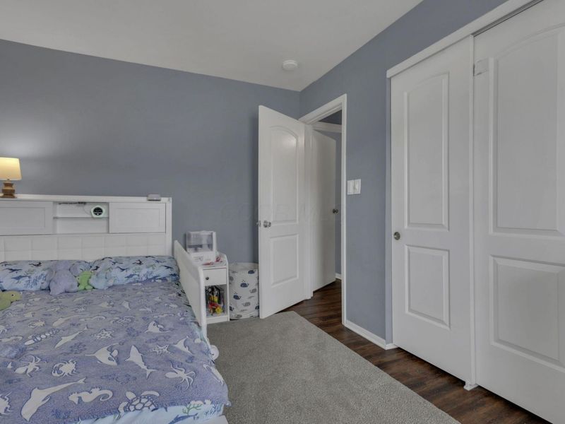 5667 Roche Drive, Columbus, OH 43229 Photo 21