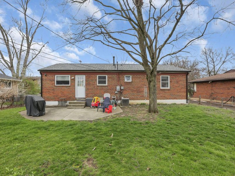 5667 Roche Drive, Columbus, OH 43229 Photo 28