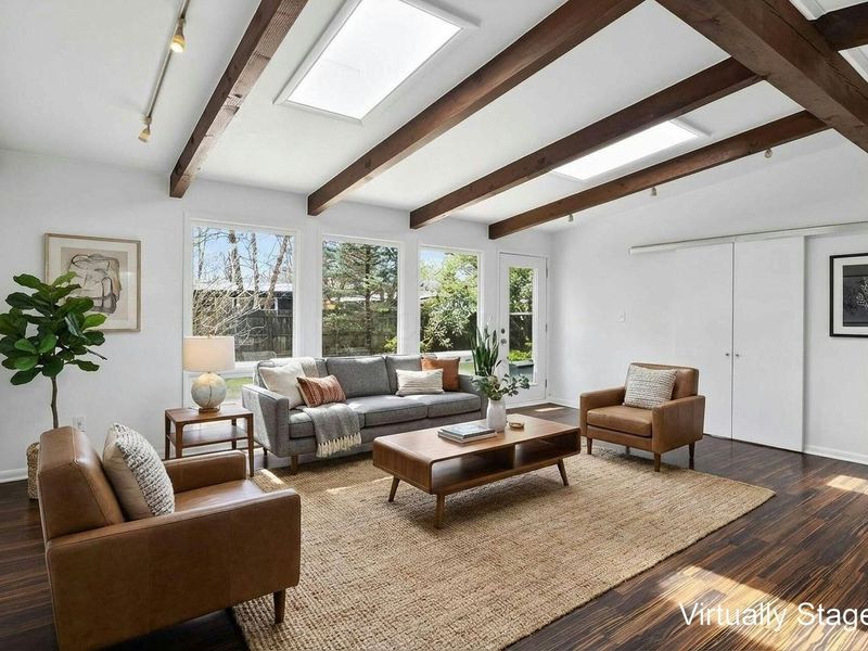 2459 Edgevale Road, Columbus, OH 43221 Photo 10