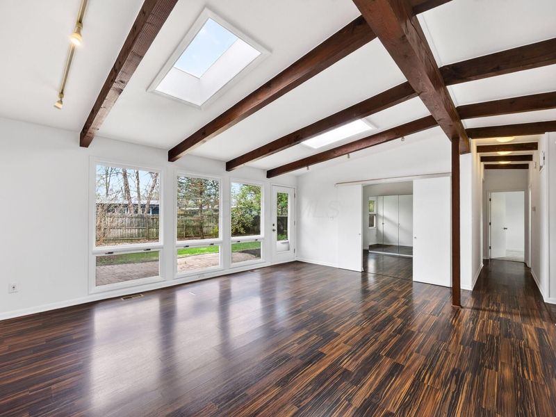 2459 Edgevale Road, Columbus, OH 43221 Photo 12