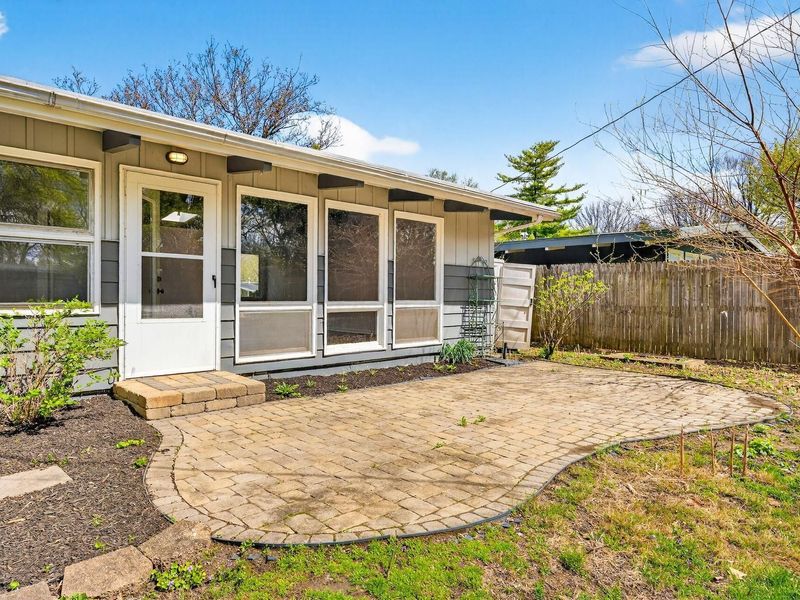 2459 Edgevale Road, Columbus, OH 43221 Photo 22