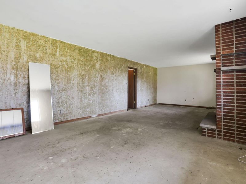 912 Welsh View Drive, Newark, OH 43055 Photo 11