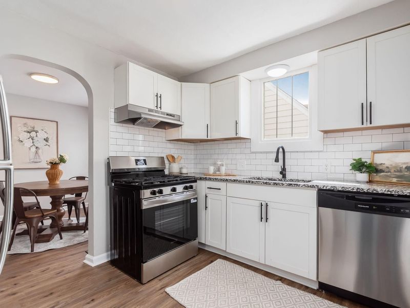 1166 E Woodrow Avenue , Columbus, OH 43207 Photo 10