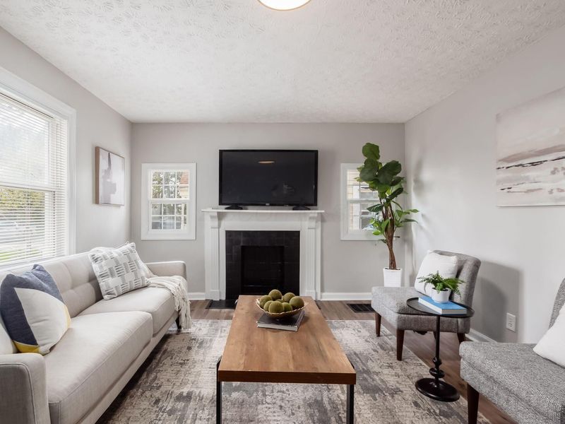 1166 E Woodrow Avenue , Columbus, OH 43207 Photo 4