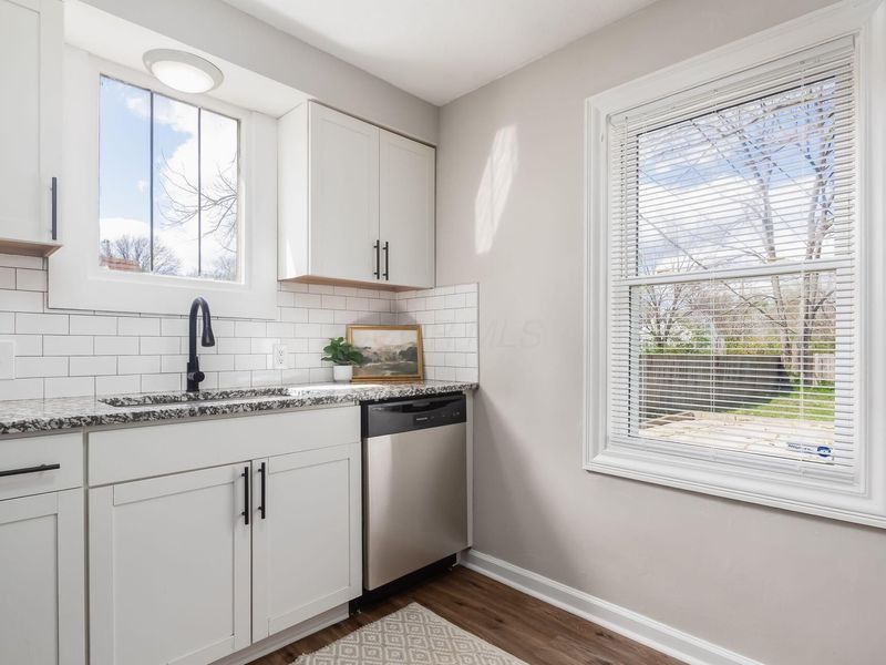 1166 E Woodrow Avenue , Columbus, OH 43207 Photo 9