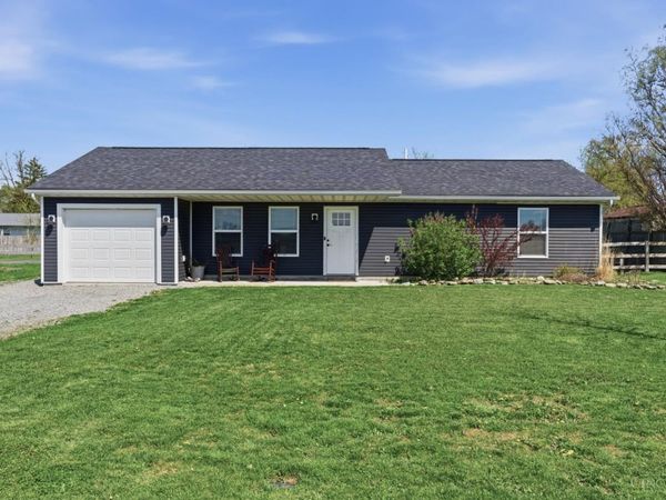 7485 State Route 123, Blanchester, OH 45107