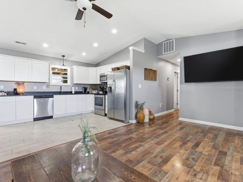 7485 State Route 123, Blanchester, OH 45107 Photo 10