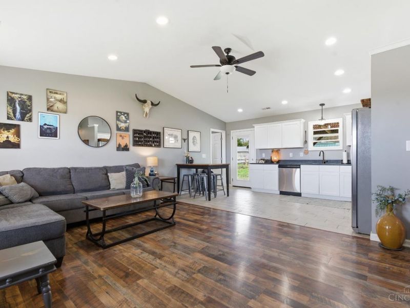 7485 State Route 123, Blanchester, OH 45107 Photo 7