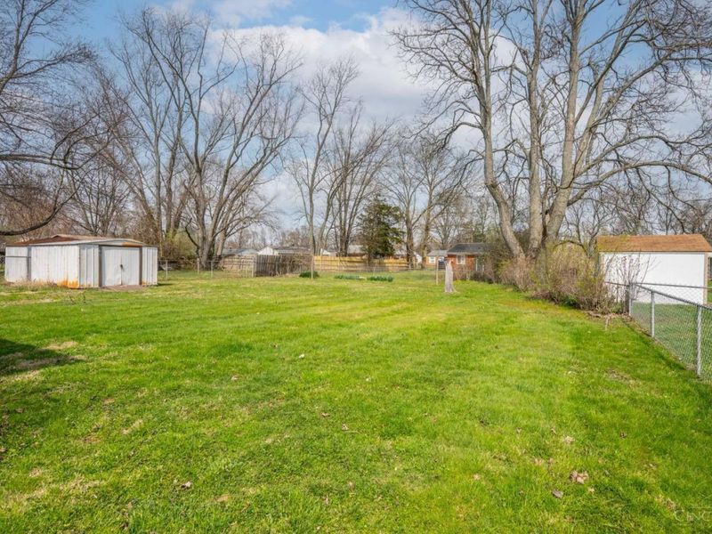 654 Arlington Drive, Union Twp, OH 45244 Photo 2