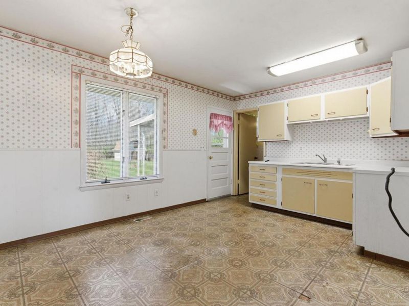 409 Forest Lake Drive, Wilmington, OH 45177 Photo 11