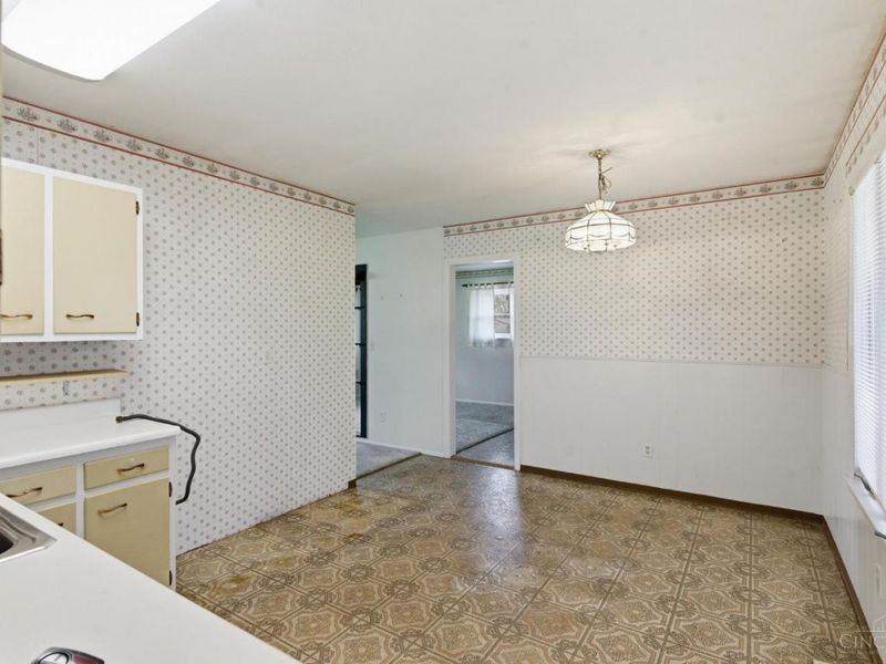 409 Forest Lake Drive, Wilmington, OH 45177 Photo 13