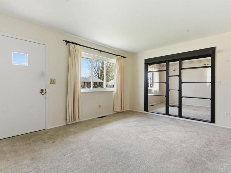 409 Forest Lake Drive, Wilmington, OH 45177 Photo 9