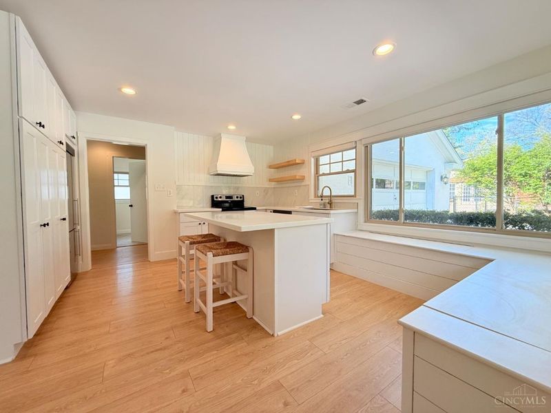 6538 Kentuckyview Drive, Cincinnati, OH 45230 Photo 3