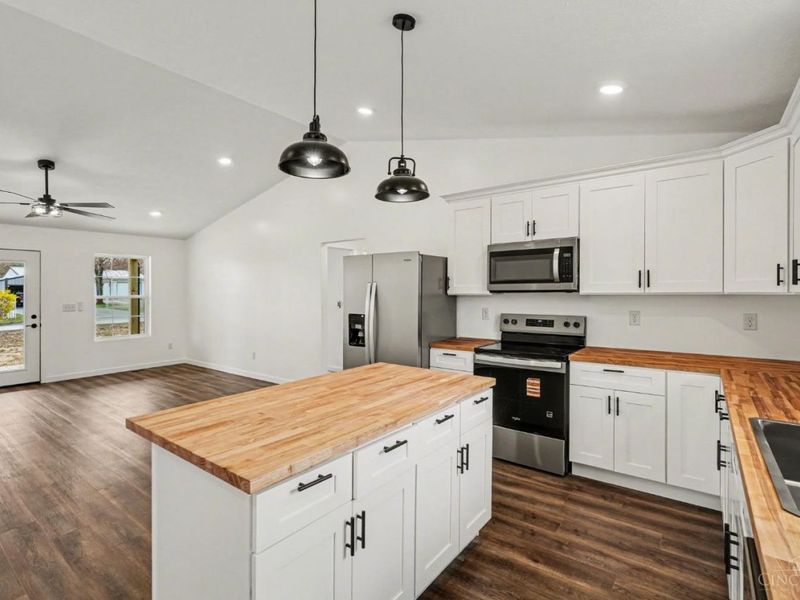 145 Clark Street, Russellville, OH 45168 Photo 6