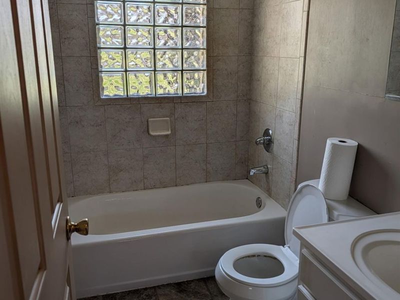 7080 Middleboro, Blanchester, OH 45107 Photo 11