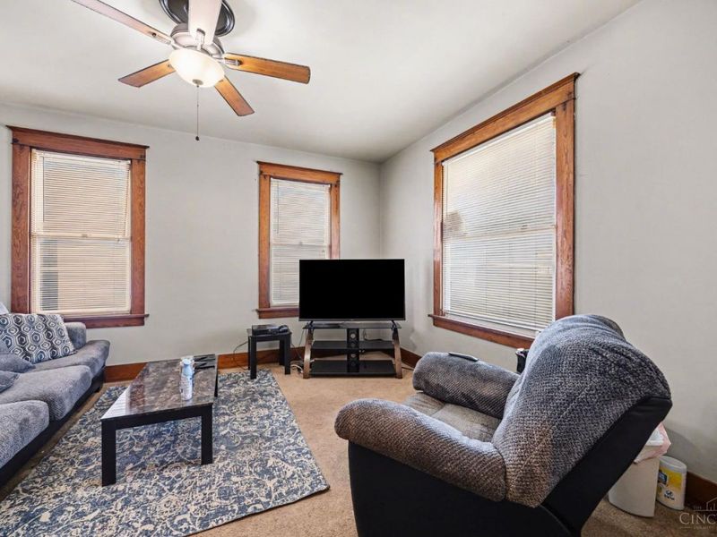 131 Huey Avenue, Cincinnati, OH 45233 Photo 9