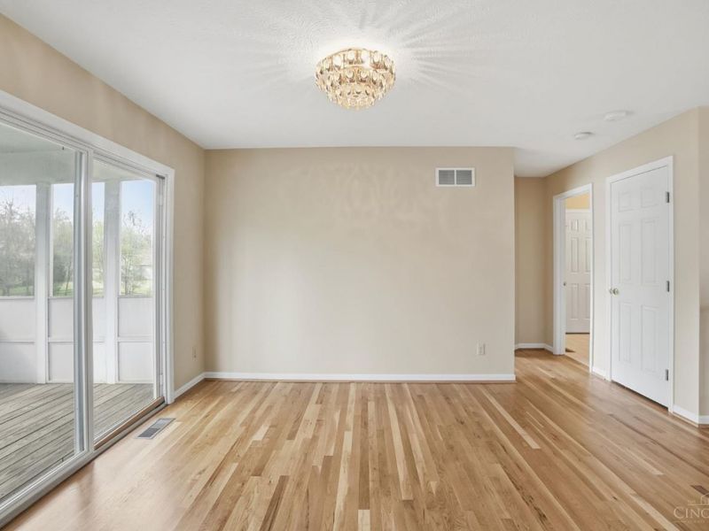 5781 Willowcove Drive, Cincinnati, OH 45239 Photo 11