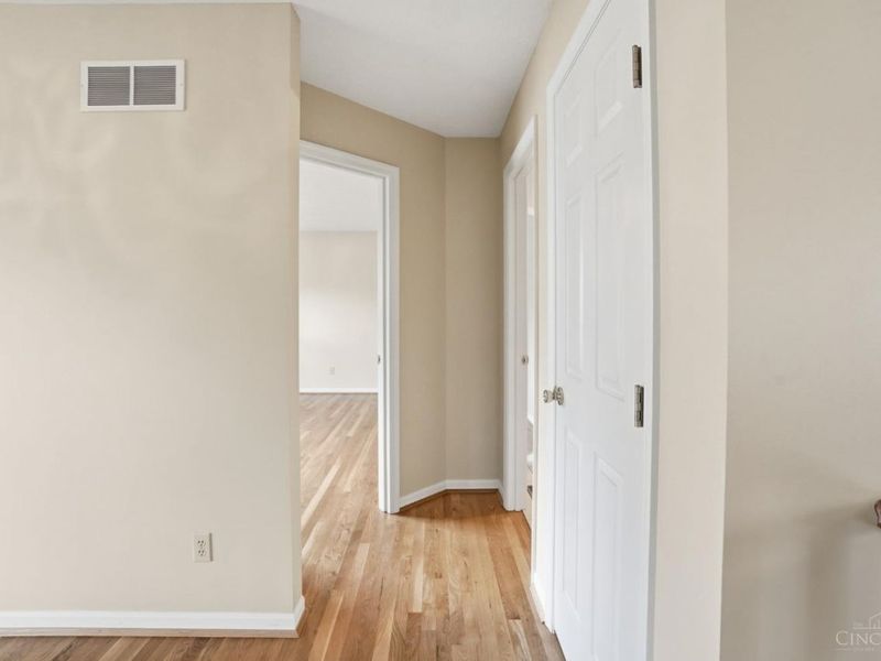 5781 Willowcove Drive, Cincinnati, OH 45239 Photo 21