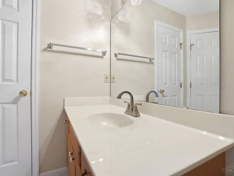 5781 Willowcove Drive, Cincinnati, OH 45239 Photo 27