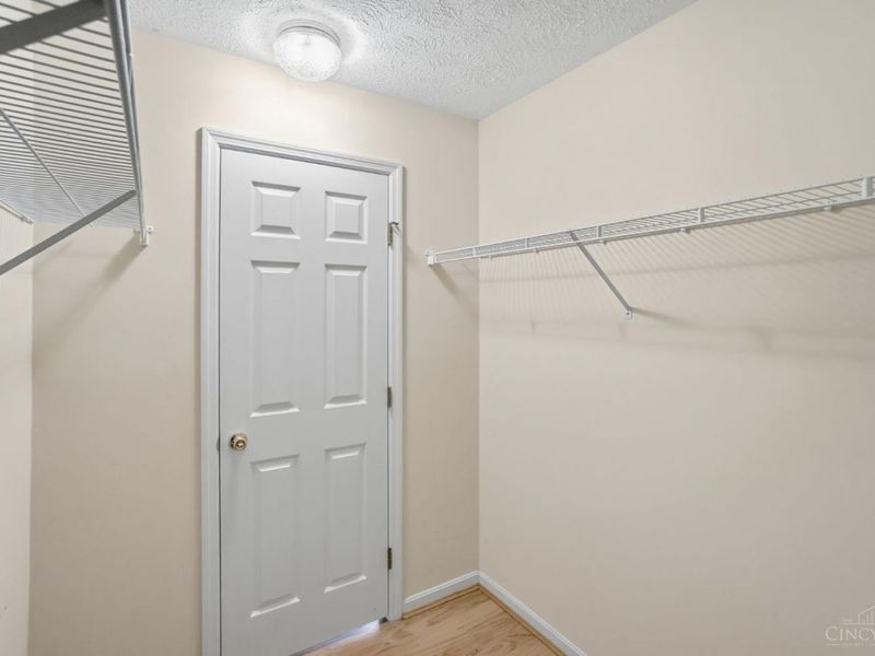 5781 Willowcove Drive, Cincinnati, OH 45239 Photo 48