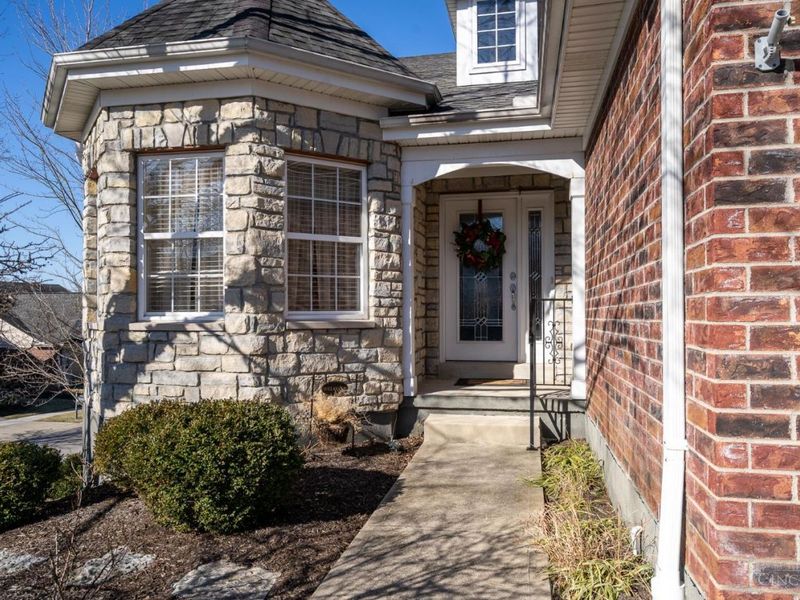 7007 Boulder Path Drive, Green Township, OH 45247 Photo 6