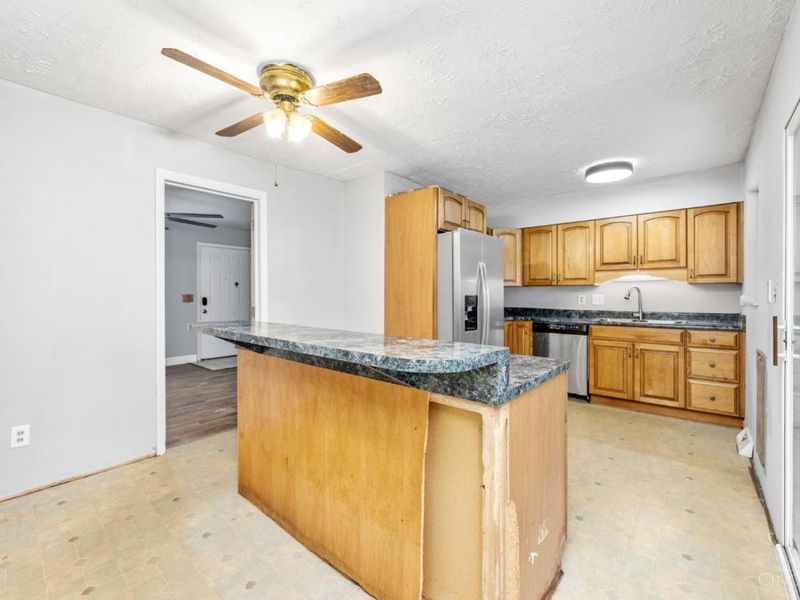 1466 Fawnvista Lane, Sharonville, OH 45246 Photo 14