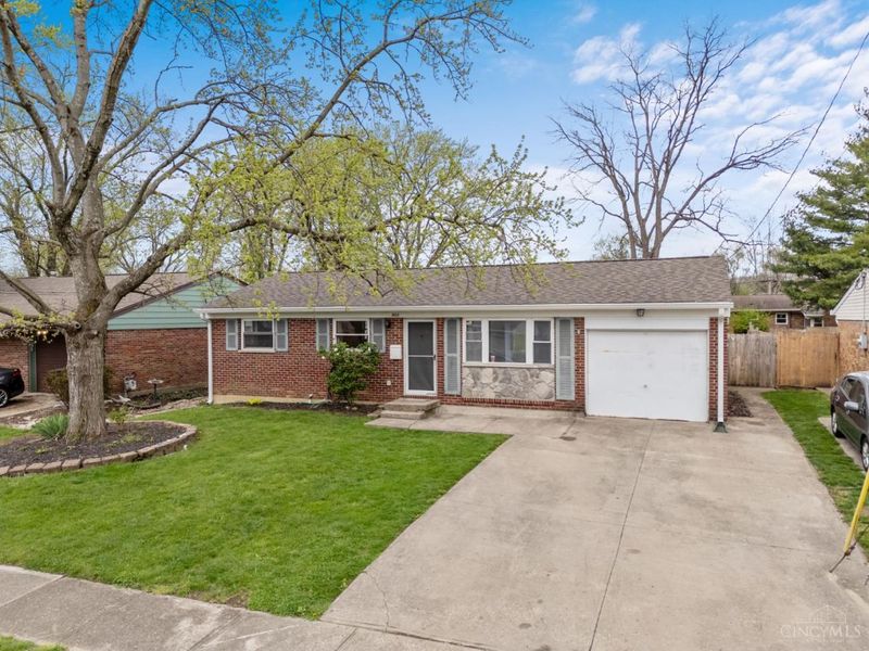 1466 Fawnvista Lane, Sharonville, OH 45246 Photo 2