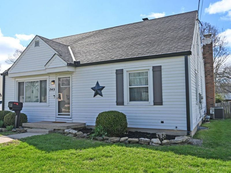 745 Magie Avenue, Fairfield, OH 45014 Photo 3