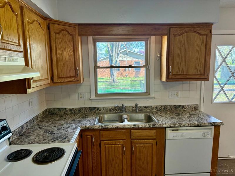 8 Oak Avenue, Trenton, OH 45067 Photo 12