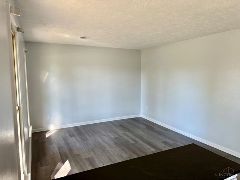 8 Oak Avenue, Trenton, OH 45067 Photo 6