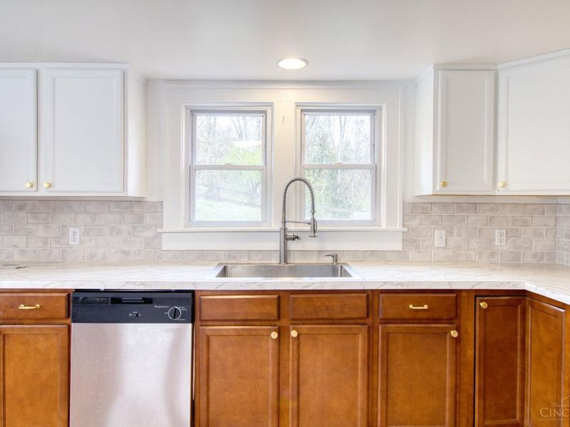 7249 State Road, Anderson Twp, OH 45230 Photo 10