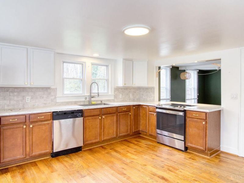 7249 State Road, Anderson Twp, OH 45230 Photo 8