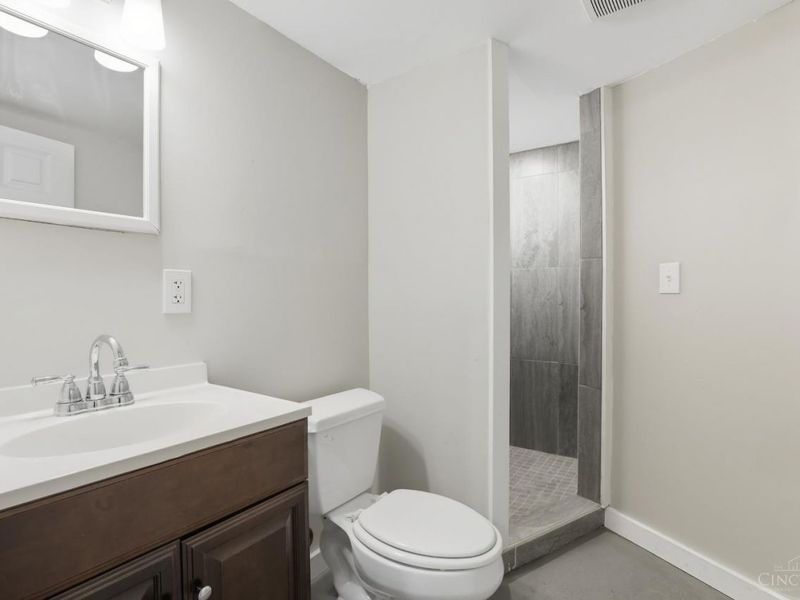 2711 Baker Avenue, Cincinnati, OH 45211 Photo 23