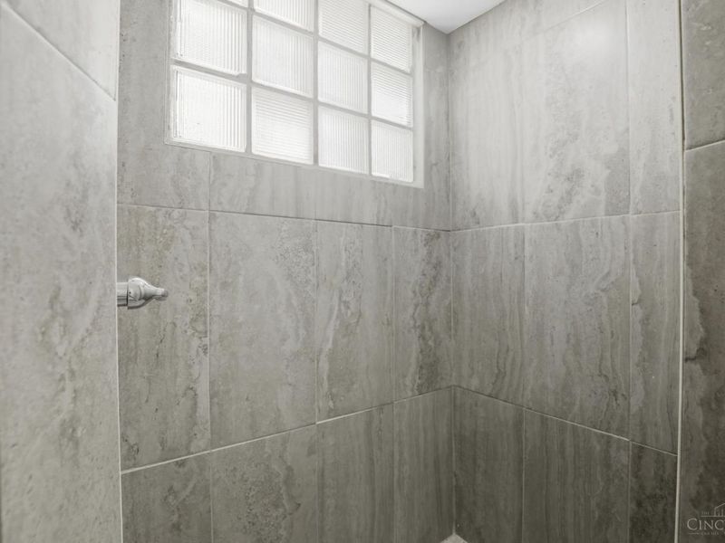 2711 Baker Avenue, Cincinnati, OH 45211 Photo 24