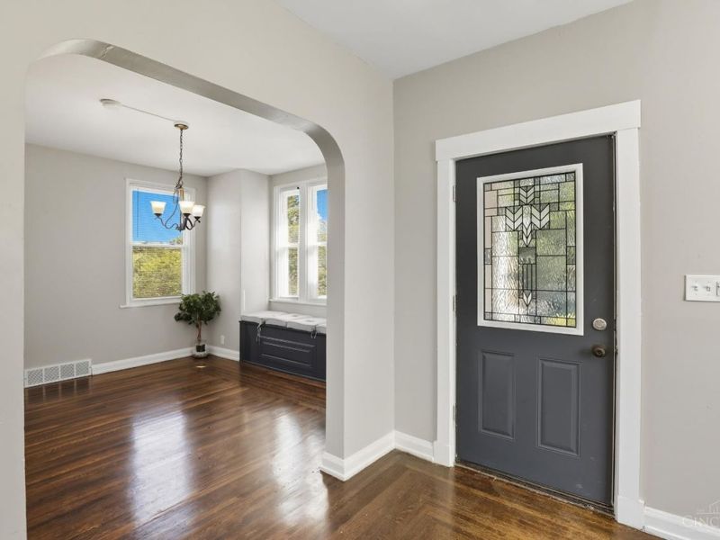 2711 Baker Avenue, Cincinnati, OH 45211 Photo 3