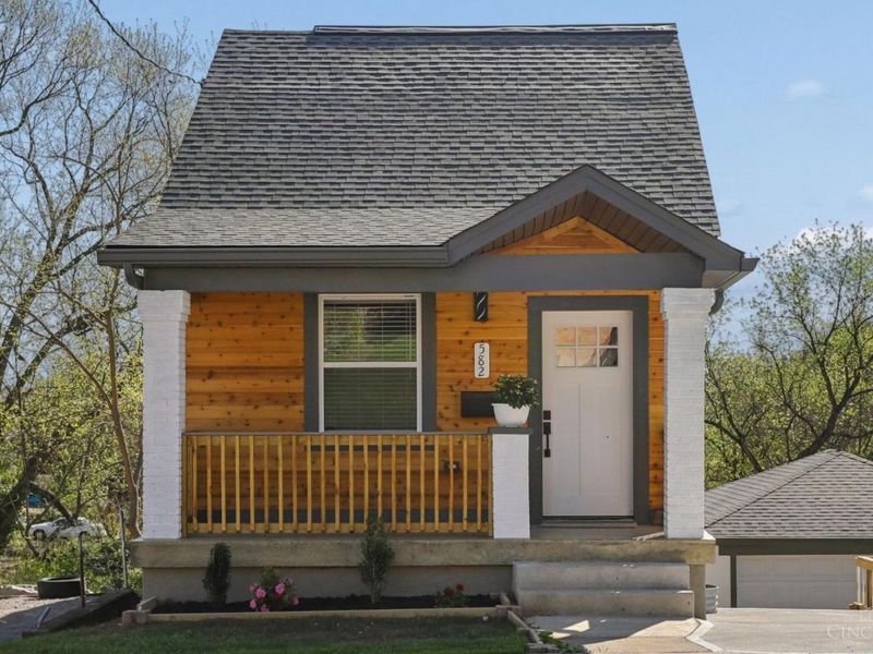 582 Greenwell Avenue, Delhi Twp, OH 45238 Photo 1