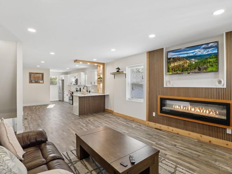 582 Greenwell Avenue, Delhi Twp, OH 45238 Photo 2