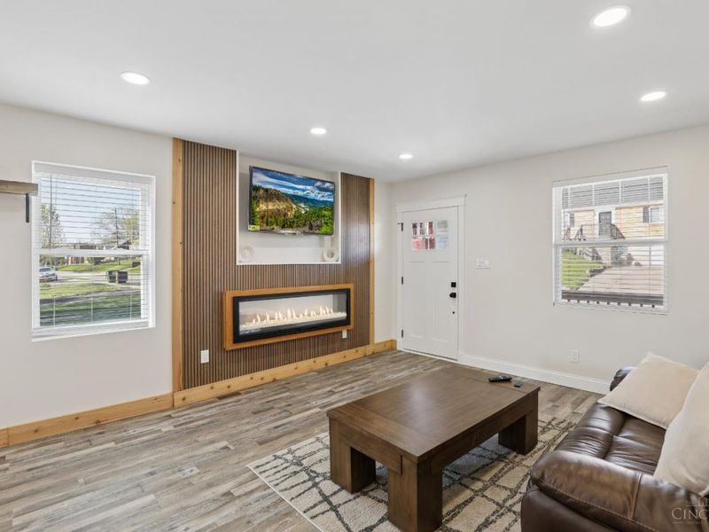 582 Greenwell Avenue, Delhi Twp, OH 45238 Photo 3