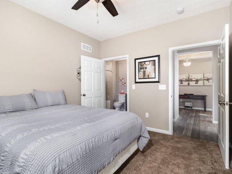 4994 Shadow Hawk Drive, Green Township, OH 45247 Photo 19