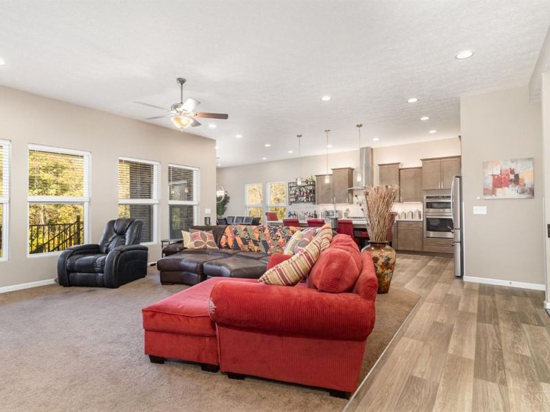 4994 Shadow Hawk Drive, Green Township, OH 45247 Photo 4