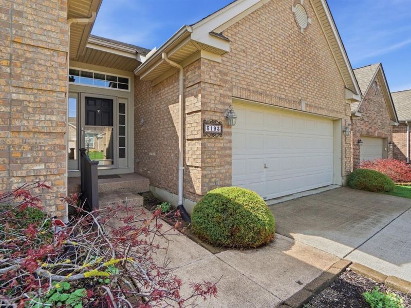 3193 Schaffers Run Court, Fairfield Twp, OH 45011 Photo 2