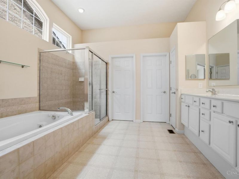 3193 Schaffers Run Court, Fairfield Twp, OH 45011 Photo 26