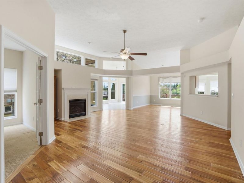 3193 Schaffers Run Court, Fairfield Twp, OH 45011 Photo 5