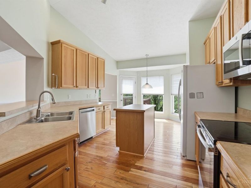 3193 Schaffers Run Court, Fairfield Twp, OH 45011 Photo 8