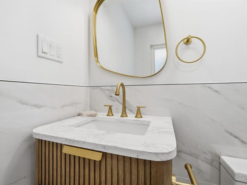 5695 Antoninus Drive, Green Township, OH 45238 Photo 16