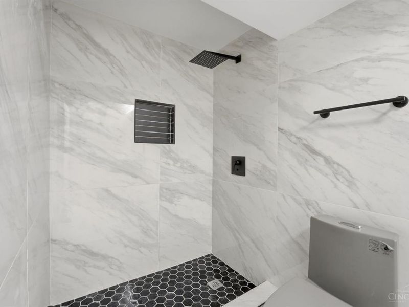 5695 Antoninus Drive, Green Township, OH 45238 Photo 31