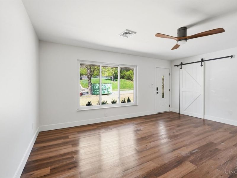 5695 Antoninus Drive, Green Township, OH 45238 Photo 6