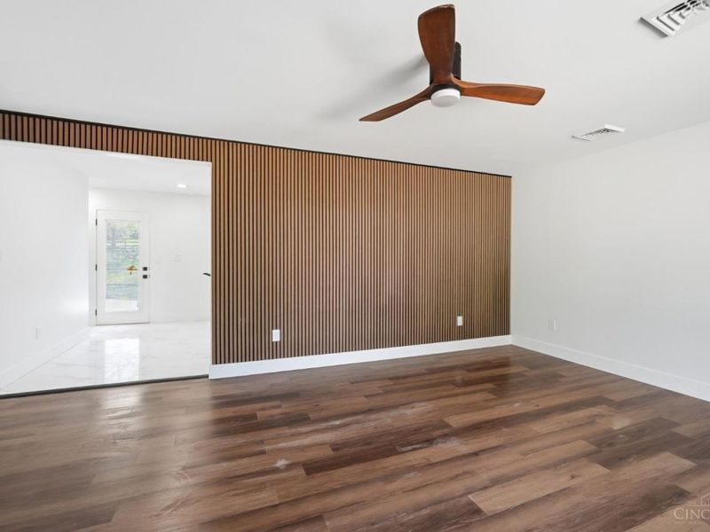 5695 Antoninus Drive, Green Township, OH 45238 Photo 7